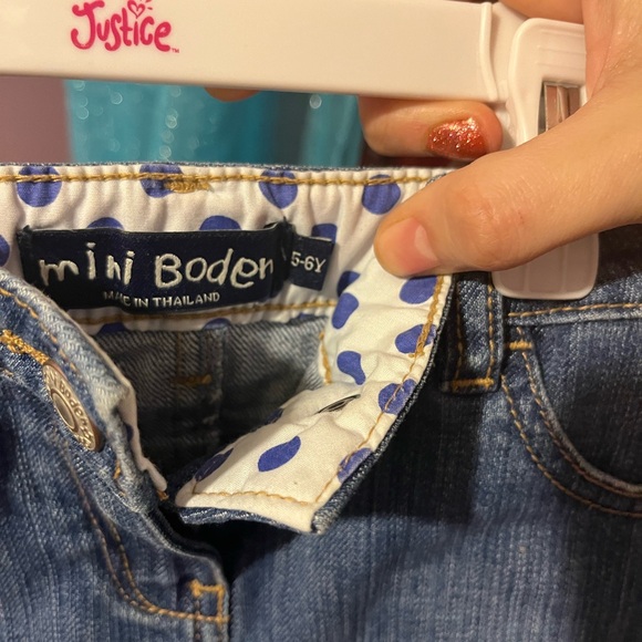 Mini Boden 5/6 Year Heart Pocket Jean Skirt - Picture 3 of 3